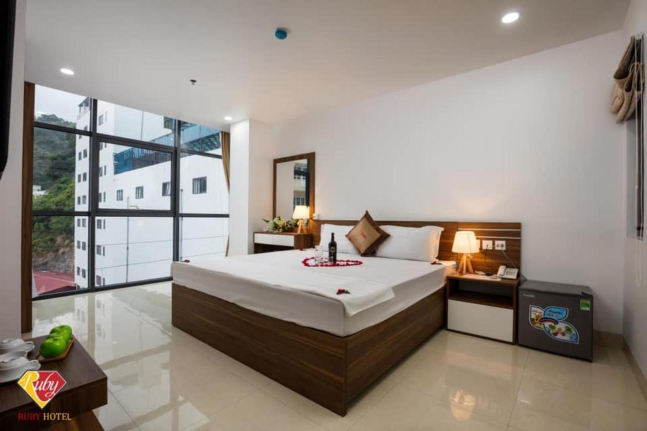 Ruby Hotel Cat Ba Dong Khe Sau Luaran gambar