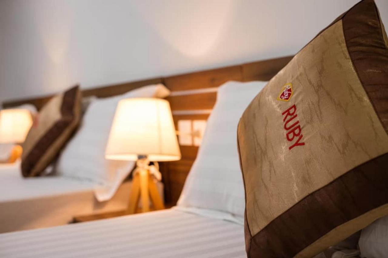 Ruby Hotel Cat Ba Dong Khe Sau Luaran gambar