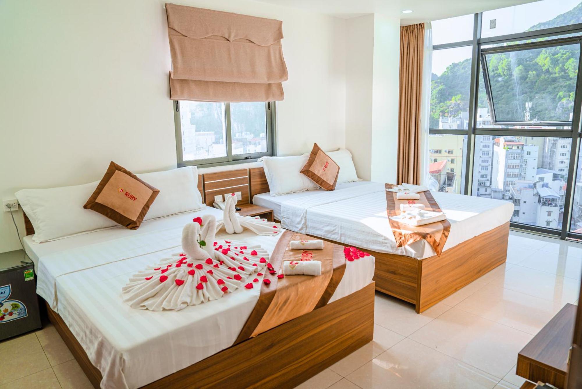 Ruby Hotel Cat Ba Dong Khe Sau Luaran gambar